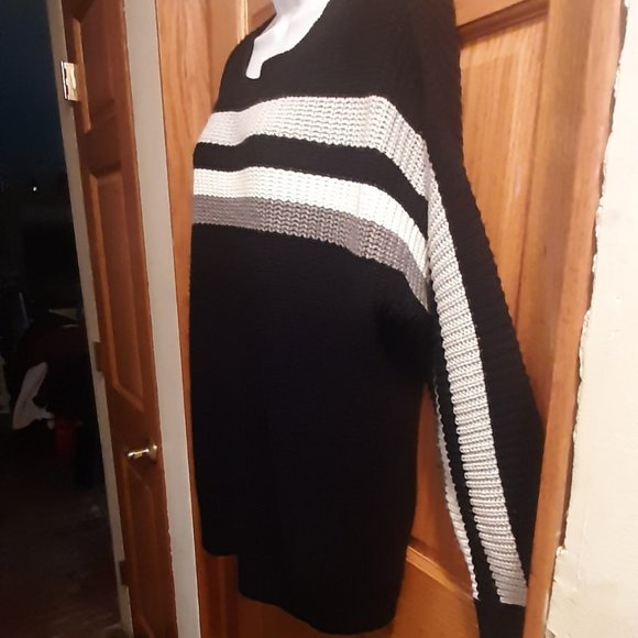 Heavy Weight Sweater - Picture 3 of 6